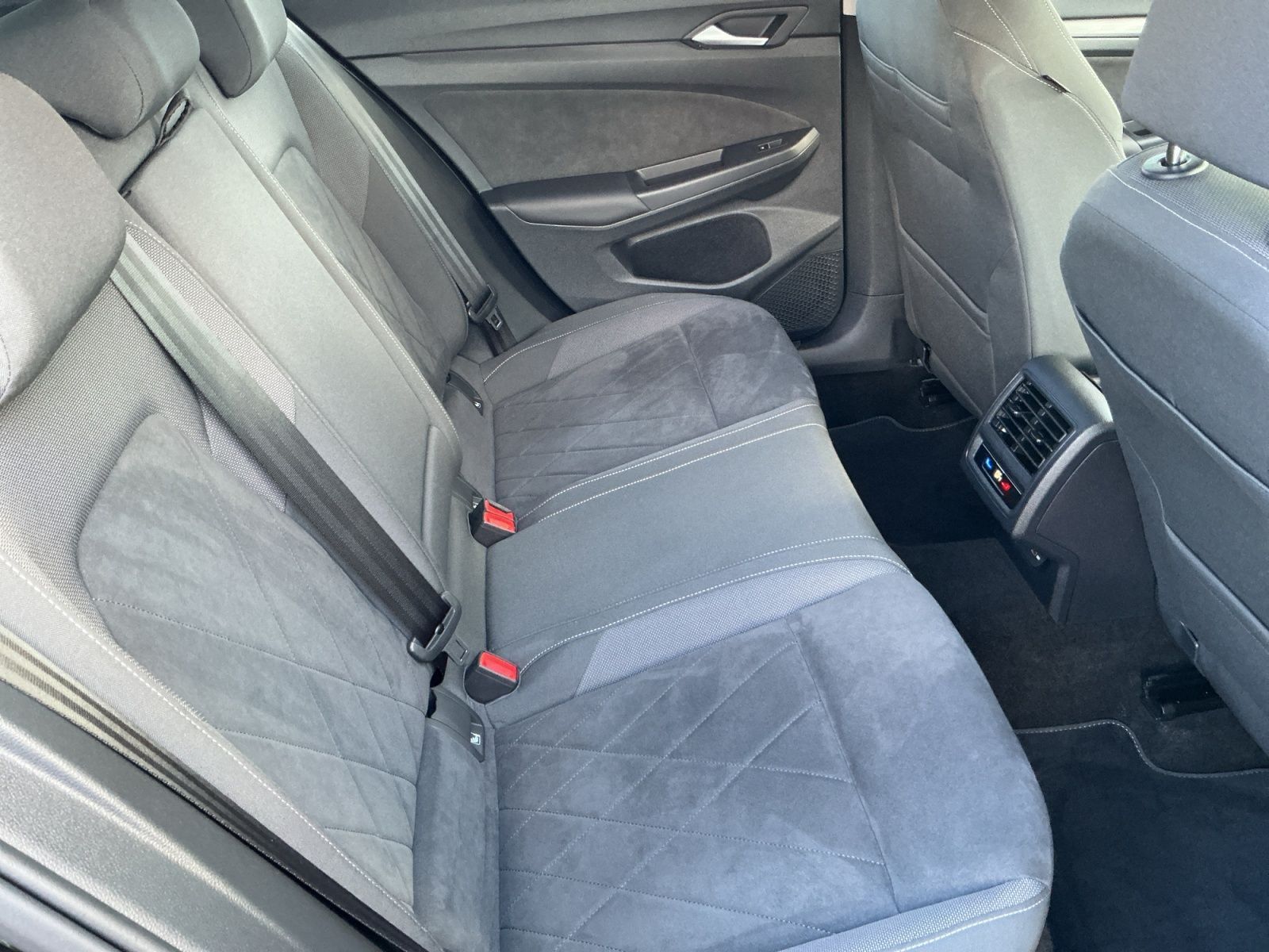 Volkswagen Golf - Bild 16