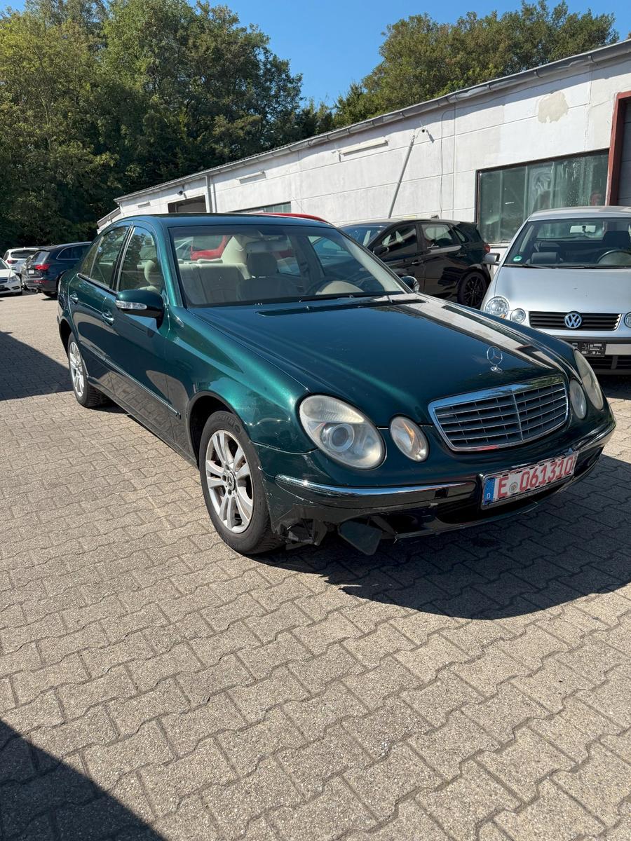 Mercedes-Benz E 220 CDI ELEGANCE Automatik Klima AHK