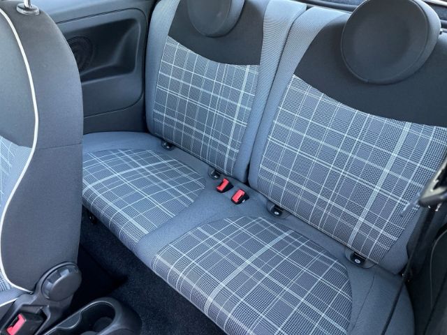 Fahrzeugabbildung Fiat 500 1.0 Mild Hybrid Lounge Tempomat, AppelCarPla