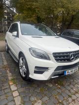Mercedes-Benz ML 350 BlueTEC 4MATIC - - Mercedes-Benz ML-Klasse mit Diesel-Antrieb