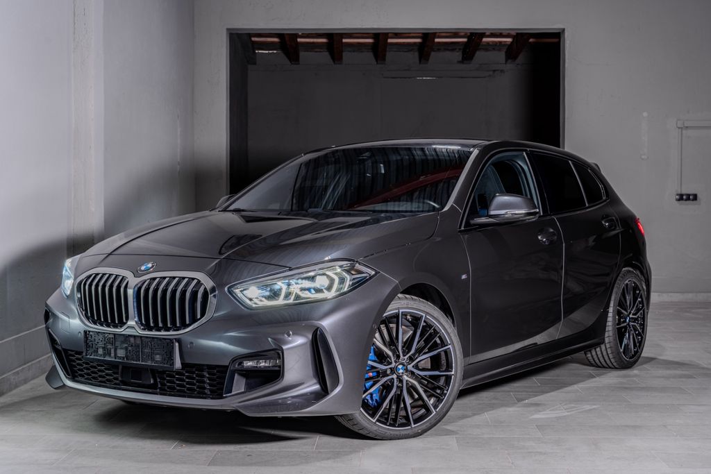 Image of BMW 120