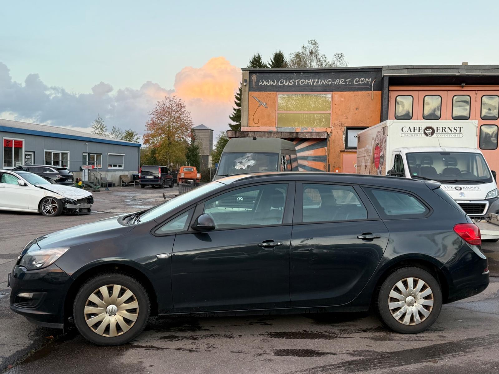 Opel Astra 2015 — engine 1.598 cm³, 110 HP (81kW)