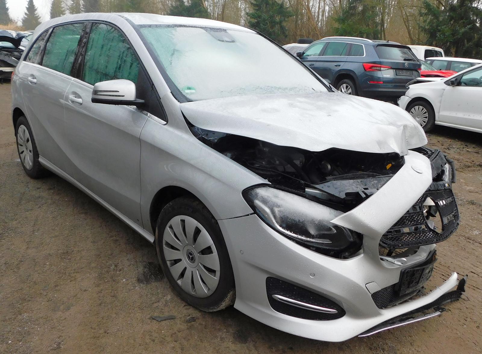 Mercedes-Benz B 220 B -Klasse B 220 4Matic Edition B