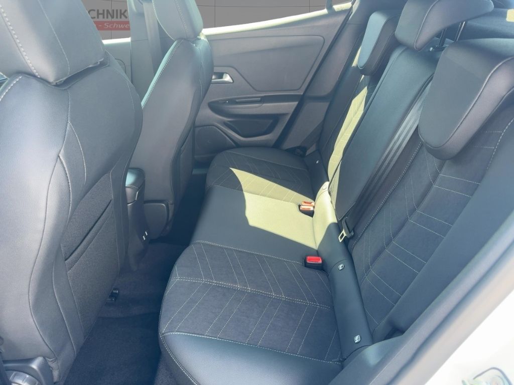 Fahrzeugabbildung Opel Mokka Ultimate Massage SHZ RFK MATRIX