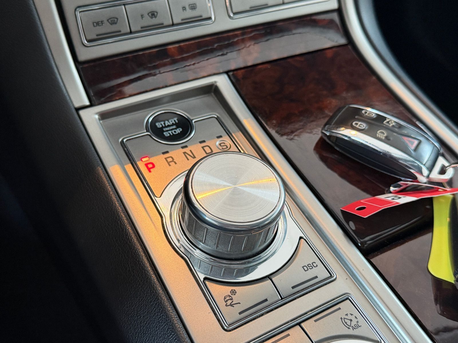 Fahrzeugabbildung Jaguar XF 3.0 V6 Diesel Edition /S-DACH/KAMERA