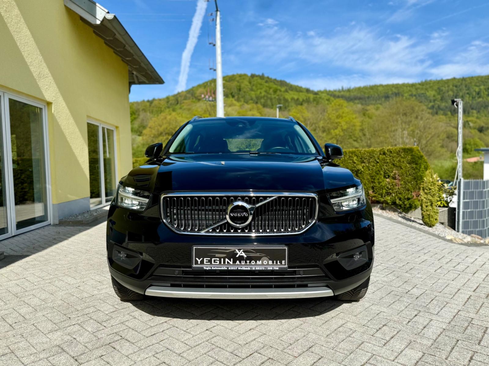 Volvo XC 40 Momentum Pro 2WD-LED-AHK-Kamera