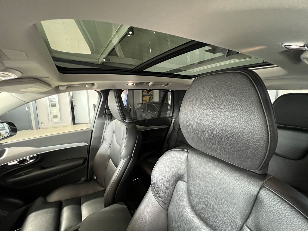 Volvo XC90 B5 (D) Momentum Pro AWD BLIS HeadUp Pano