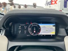 Fahrzeugabbildung Land Rover Discovery Sport R-DYNAMIC Autom. AWD Pano AHK