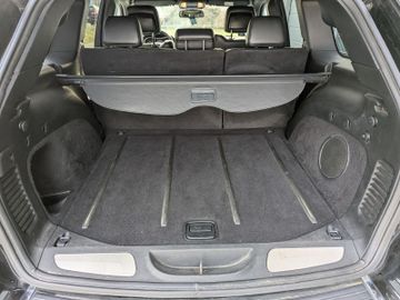 Jeep Grand Cherokee - 10