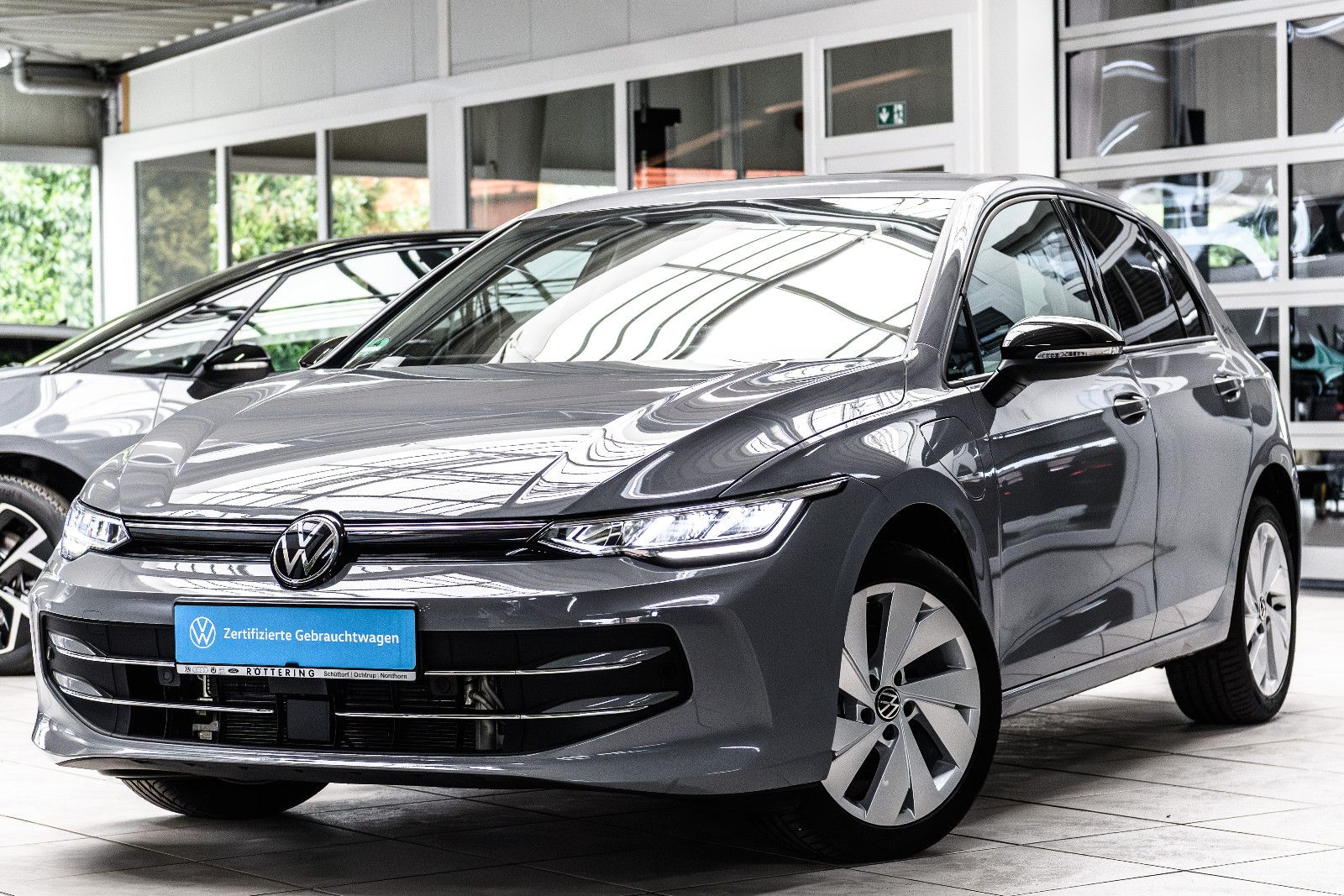 Fahrzeugabbildung Volkswagen Golf VIII Goal 1.5 TSI eHybrid LED+KAMERA+5J.GAR