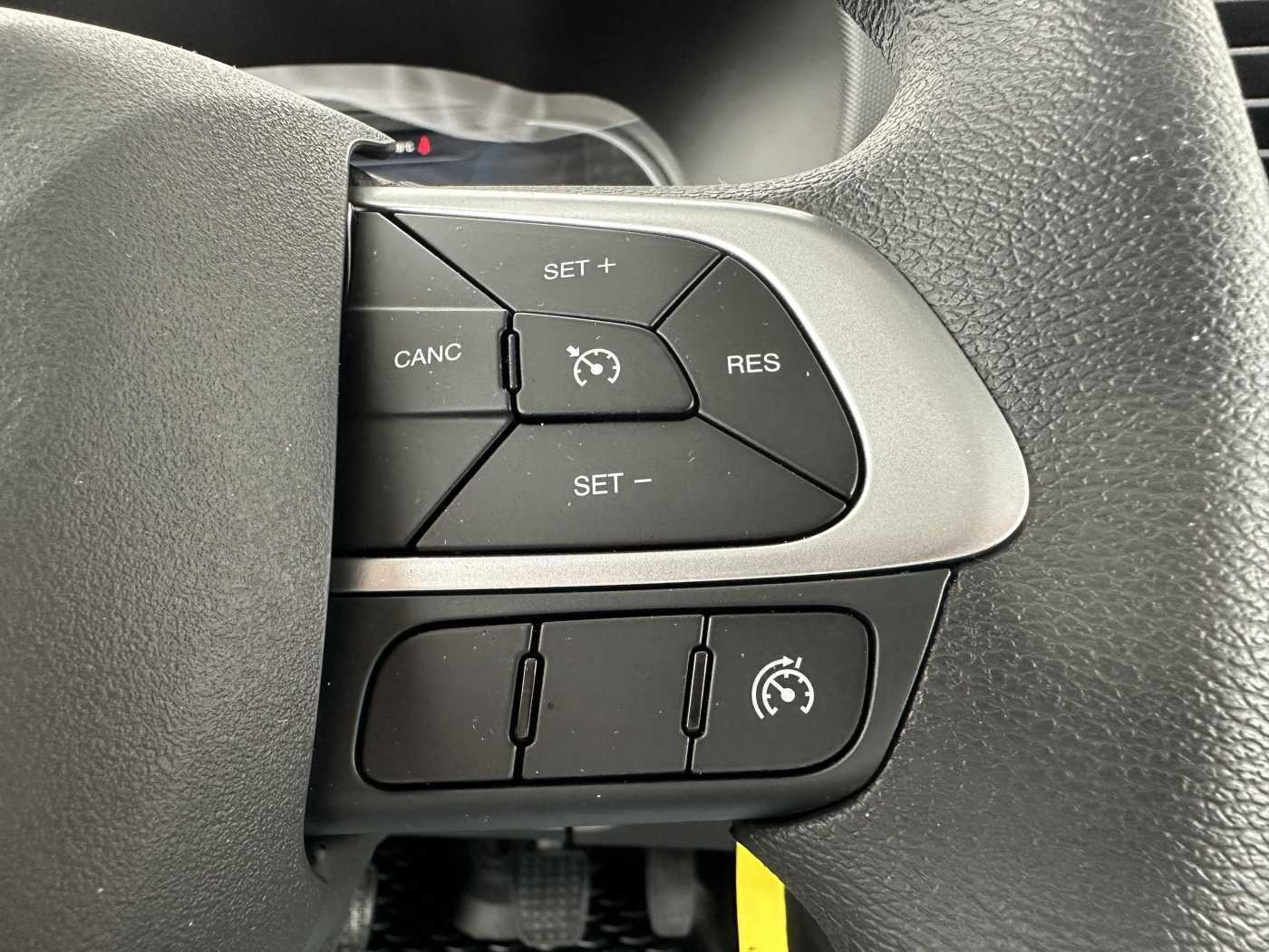 Fahrzeugabbildung Iveco Daily 70C18H 3-S.-Kipper *R3.750mm*2xAHK*