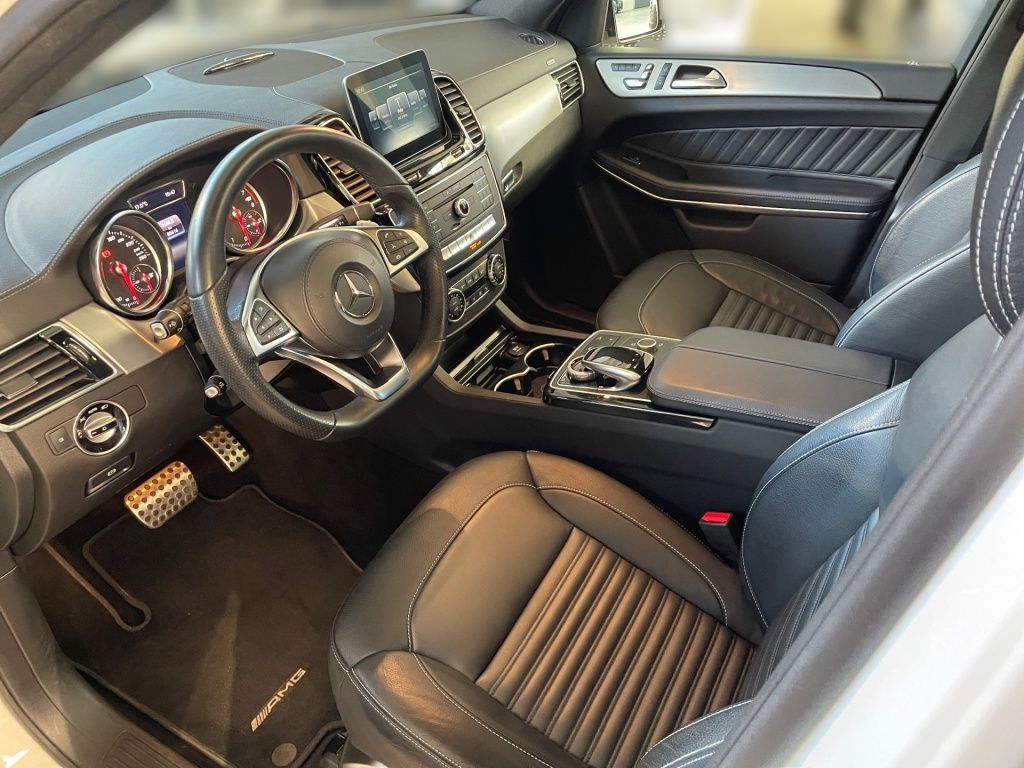 Fahrzeugabbildung Mercedes-Benz GLS 500 4M AMG Night AHK Distr.+ Pano 360° 4xSHZ