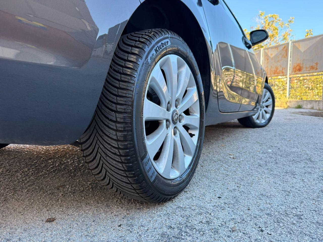 Opel Astra 2013 — photo 7