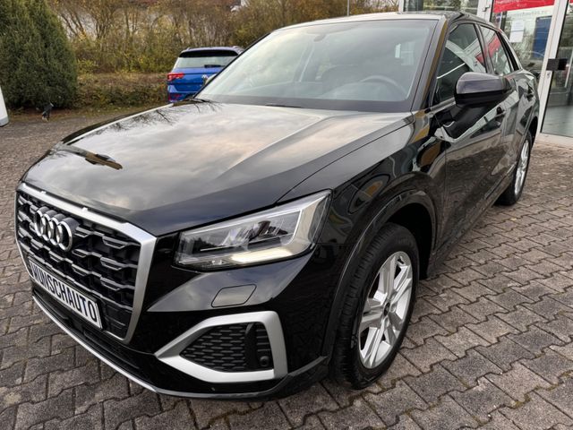 Audi Q2 30 TFSI advanced mit ANHÄNGERKUPPLUNG