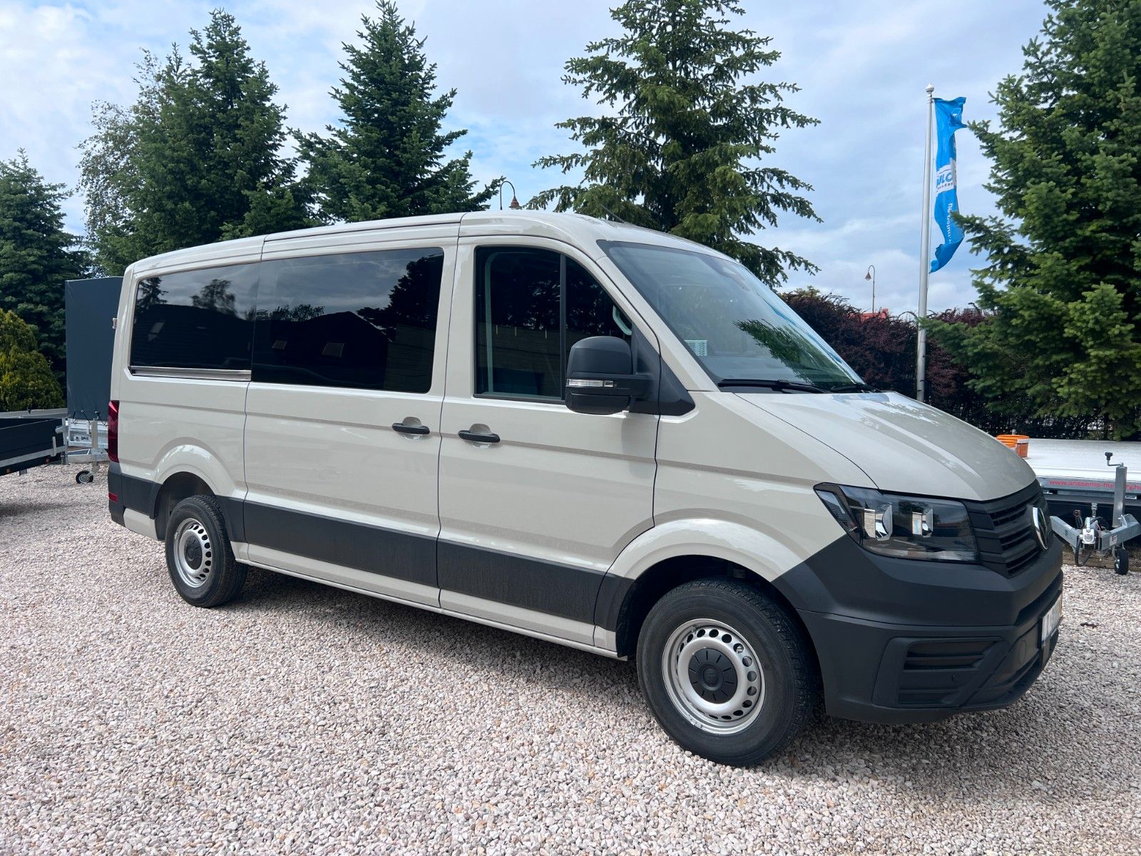 Volkswagen Crafter - 1