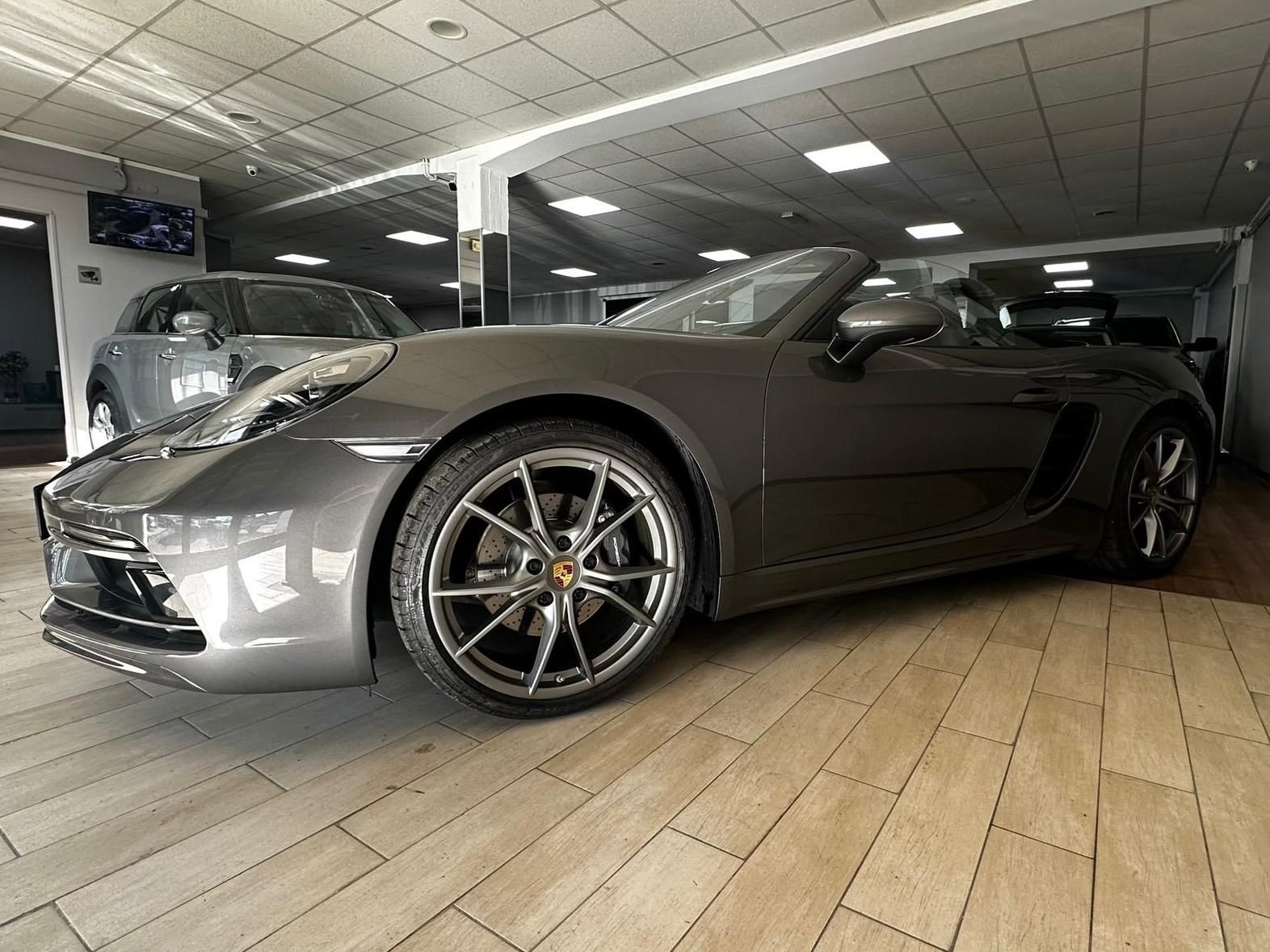 Porsche Boxster 718 imagem 3