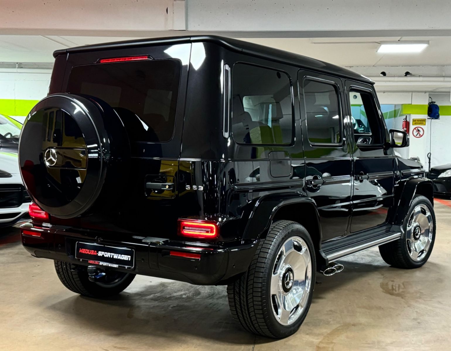 Fahrzeugabbildung Mercedes-Benz G 63 AMG FACELIFT MY25 BURMESTER NIGHTPACK READY