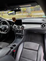 Mercedes-Benz CLA 200 AMG-Line PEAK Edition  - Mercedes-Benz CLA 200: Weiß