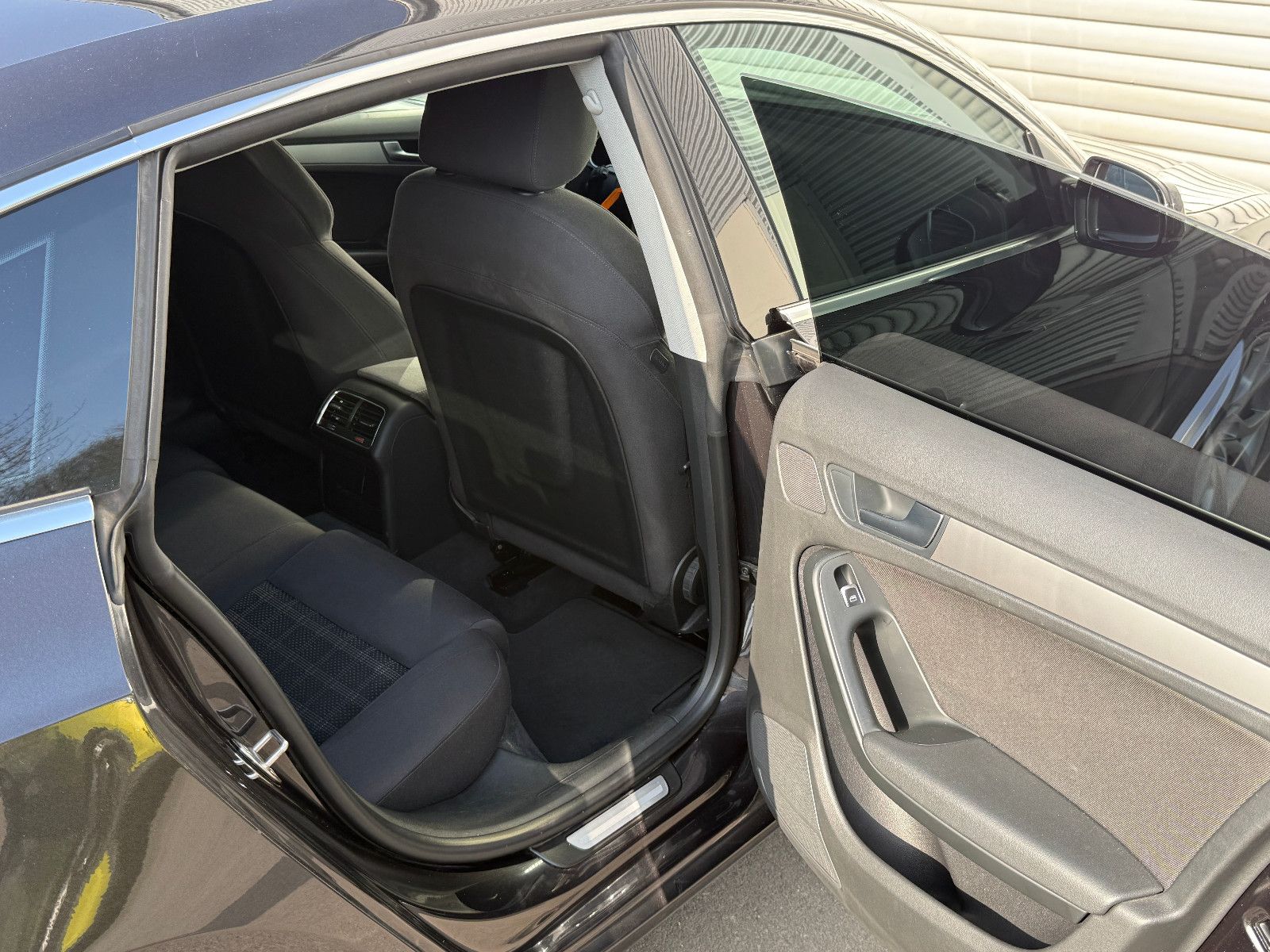 Fahrzeugabbildung Audi A5 Sportback 2.0 TDI Aut Bi-Xenon Sportsitze Kam