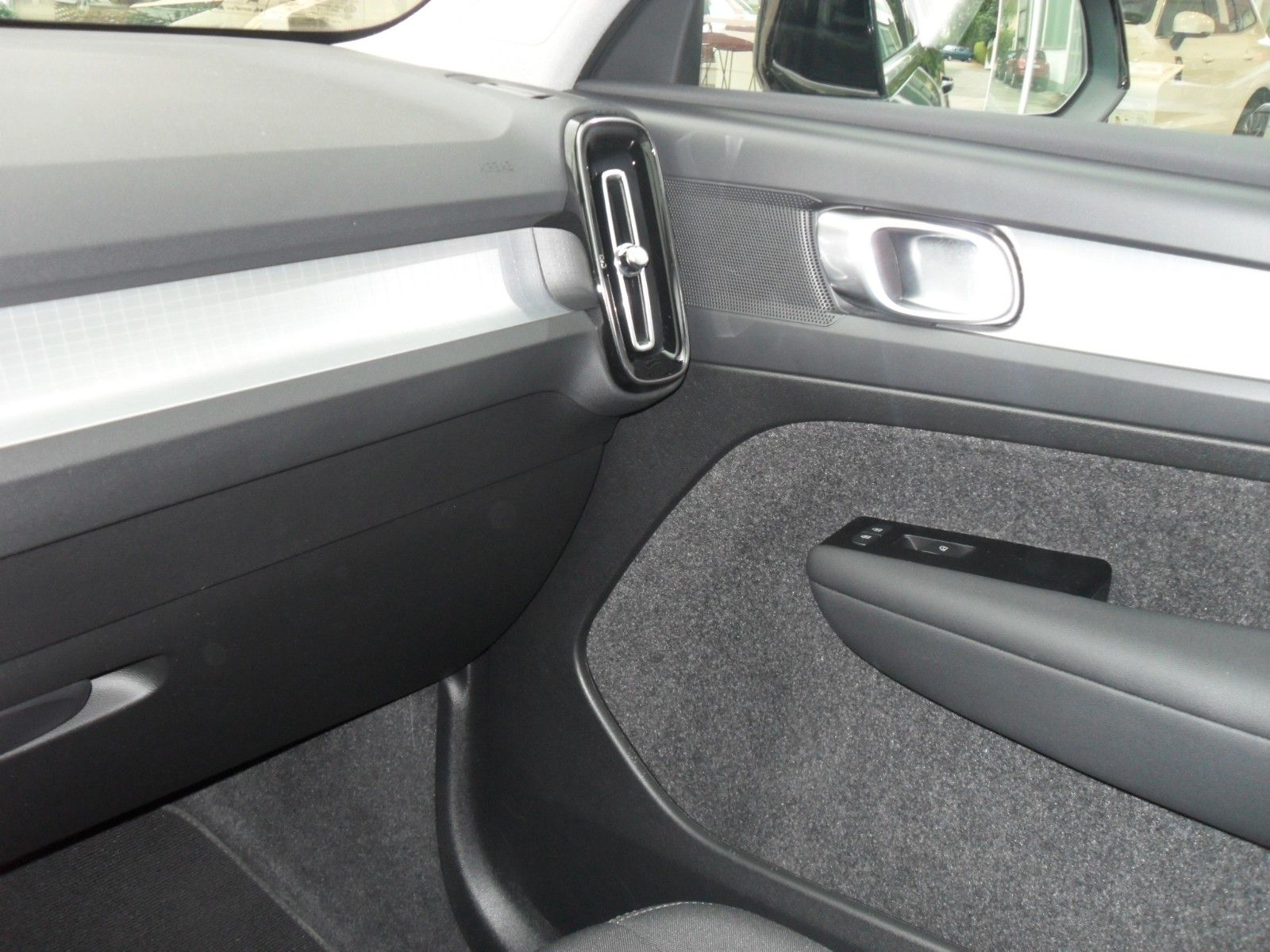 Fahrzeugabbildung Volvo XC 40 T4 Inscription  Plug-In Hyb |