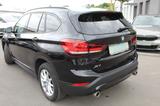 BMW X1 xDrive 20i Advantage Aut.+LED+Sportsitz+DAB+ - BMW X1: Schwarz