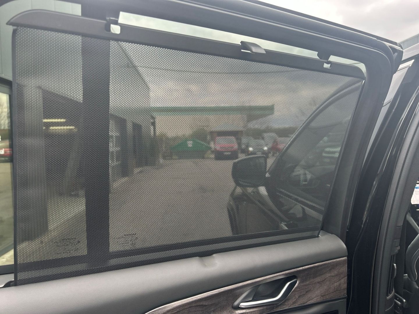 Fahrzeugabbildung Jeep Grand Cherokee 4xe Overland HUD Navi Leder AHK