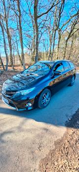 Toyota Auris Comfort 1,6-l-Valvematic Comfort - Toyota Auris Comfort mit Benzin-Antrieb