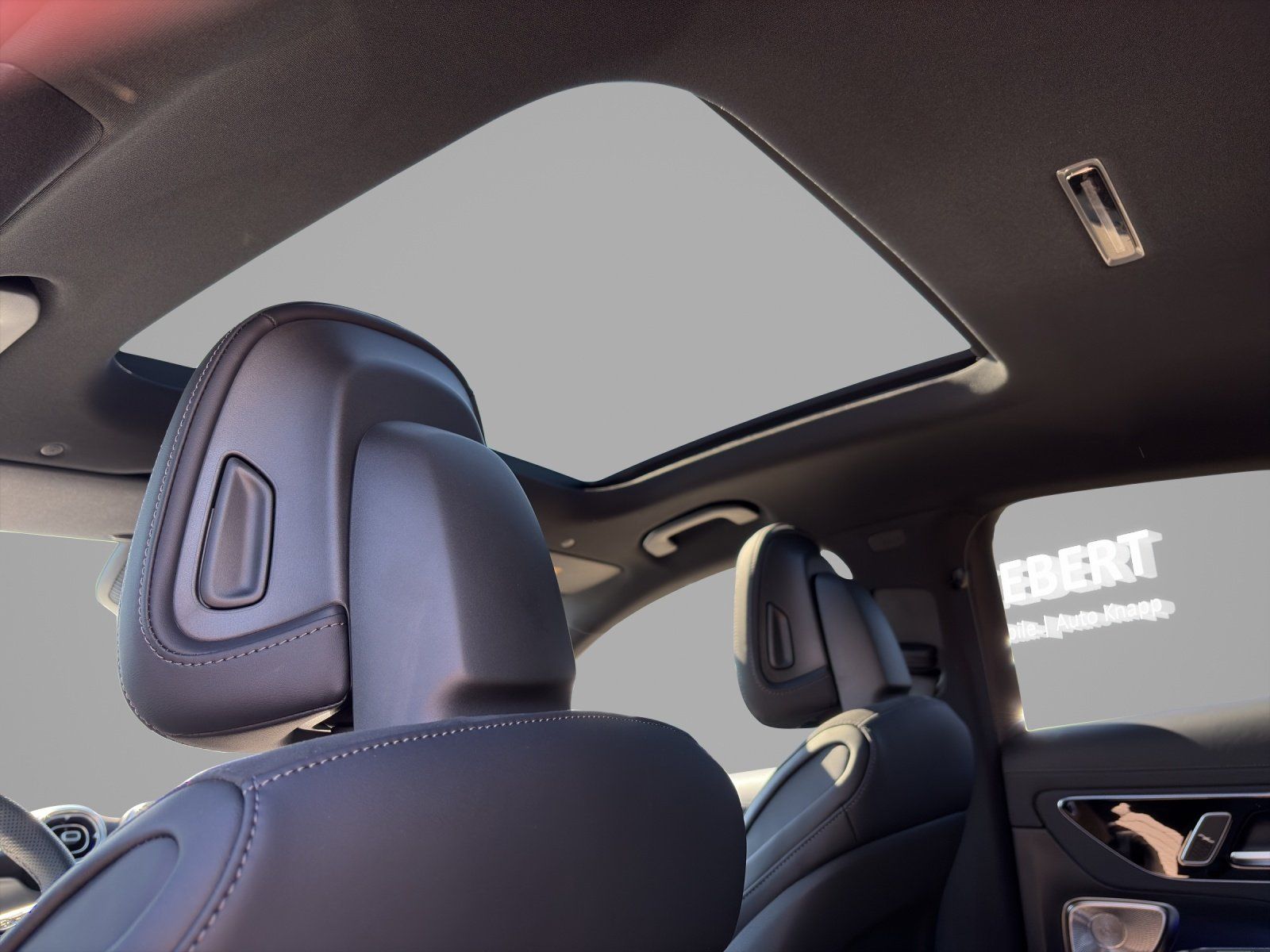 Fahrzeugabbildung Mercedes-Benz GLC 300 d 4M AMG 360° DIG.LIGHT AHK PSD Burmest