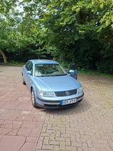 Volkswagen Passat 1.6 Comfortline Comfortline - gebrauchte VW Passat aus dem Jahr 1999
