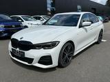 BMW 330 d M Sport 3.0 TDI/AHK/SCH.-D/VIRTUAL/LANE - BMW 330: Limousine, 3.0