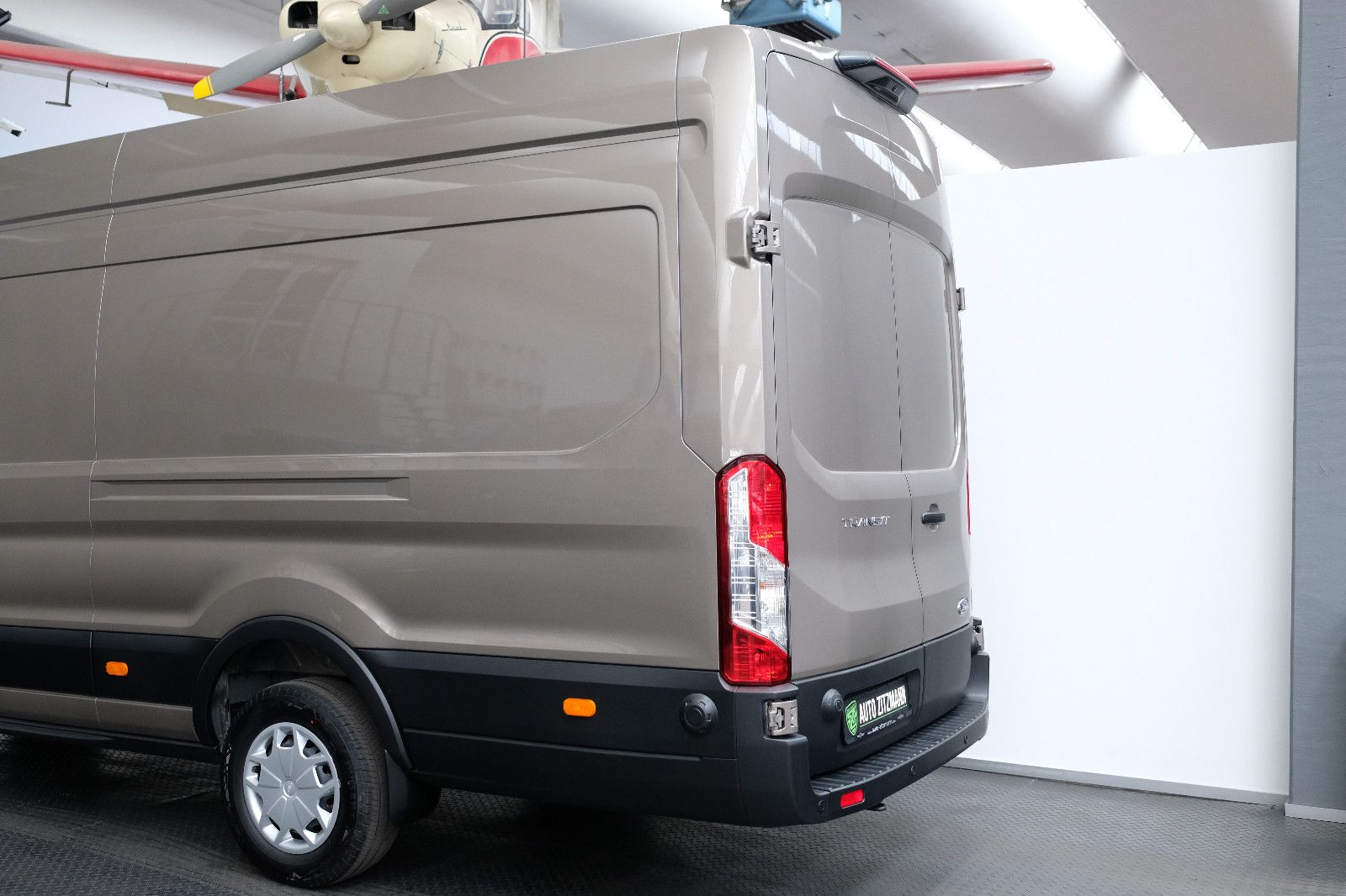 Fahrzeugabbildung Ford Transit Kasten 350 L4H3 Trend KAMERA