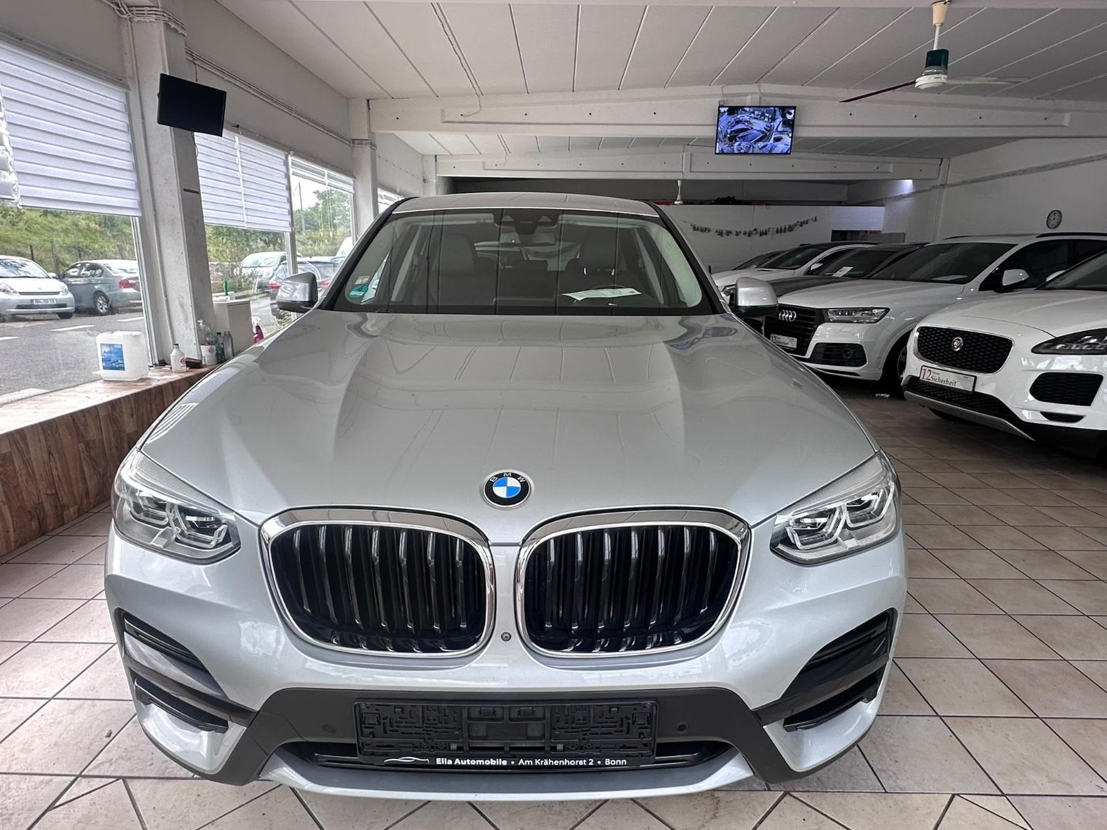 BMW X3 xDrive 20 i Advantage 1Hand