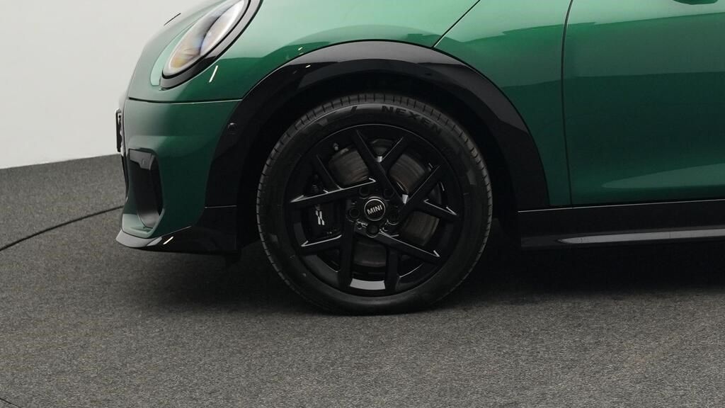 Fahrzeugabbildung MINI Cooper S Head-Up, HK HiFi, Pano.Dach, Shz