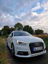 Audi A1 1.0 TFSI S-line Sportback  - Cars in Bonn: Kleinwagen