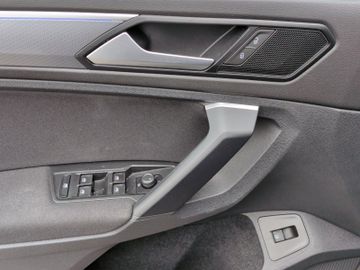 Volkswagen Tiguan - 8