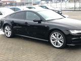 Audi A7 3.0 TDI 140kW quattro S tronic Sportb. - - Audi A7