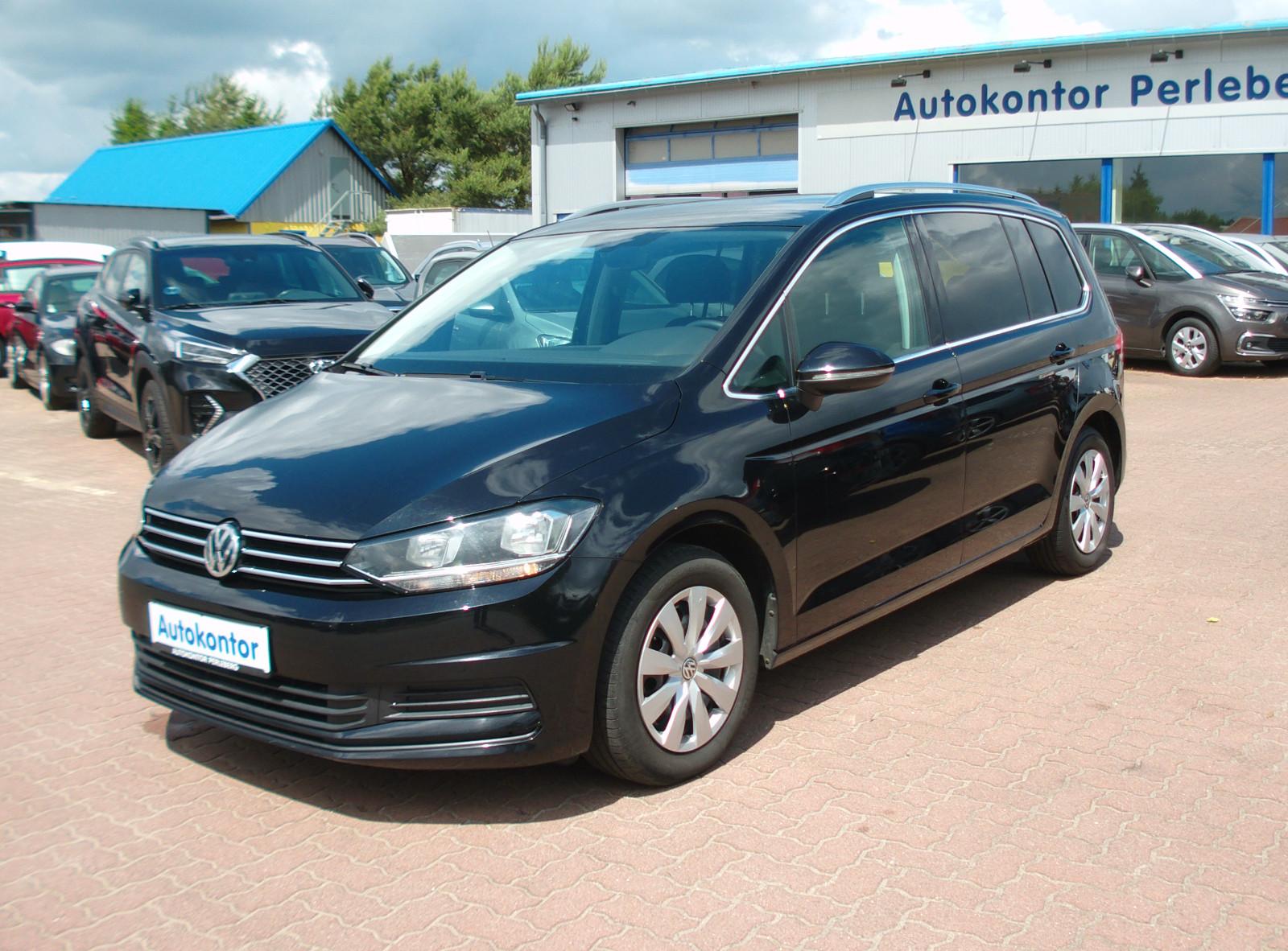 Volkswagen Touran Comfortline .AHK schwenkb.Scheckheft