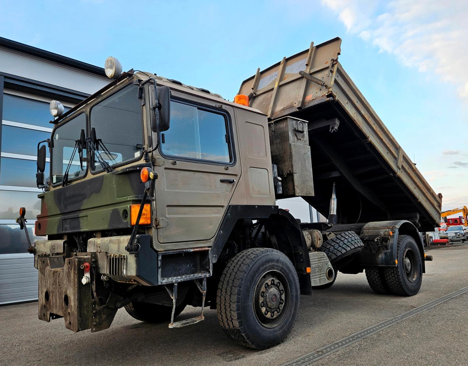 MAN 19.403 FAKX 4x4 Meiller Kipper KAT X65