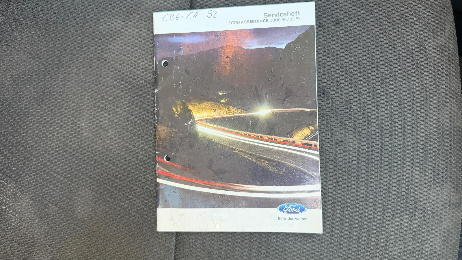 Ford Focus 2013 — photo 28