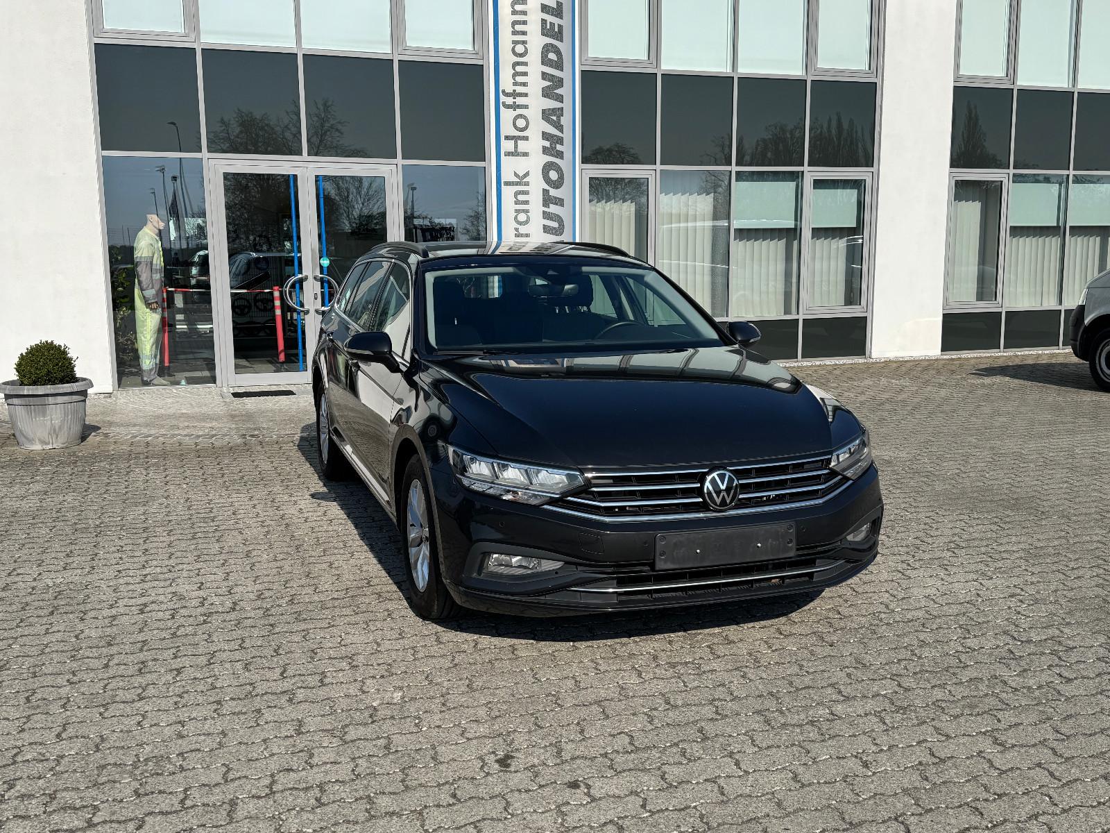 Volkswagen PASSAT VARIANT TDI DSG BUSINESS+LED+KAMERA+NAVI+