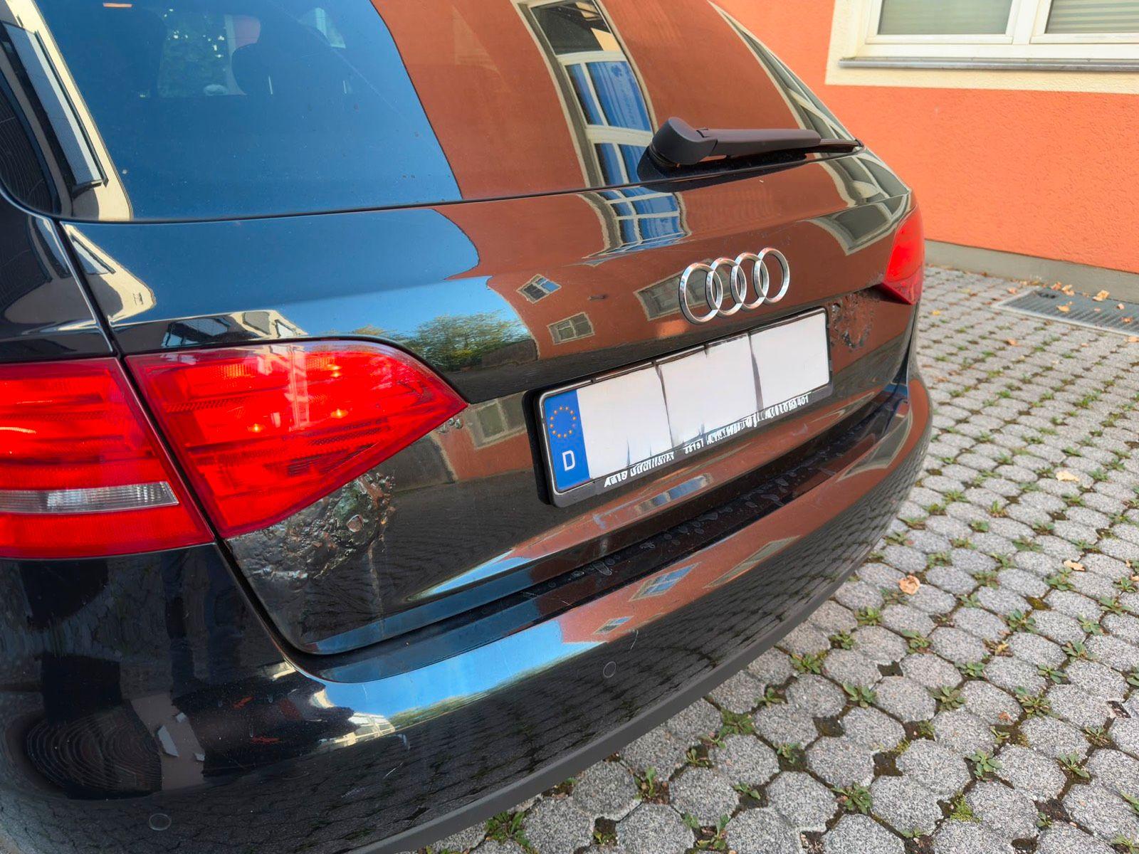 Audi A4 2009 — photo 8