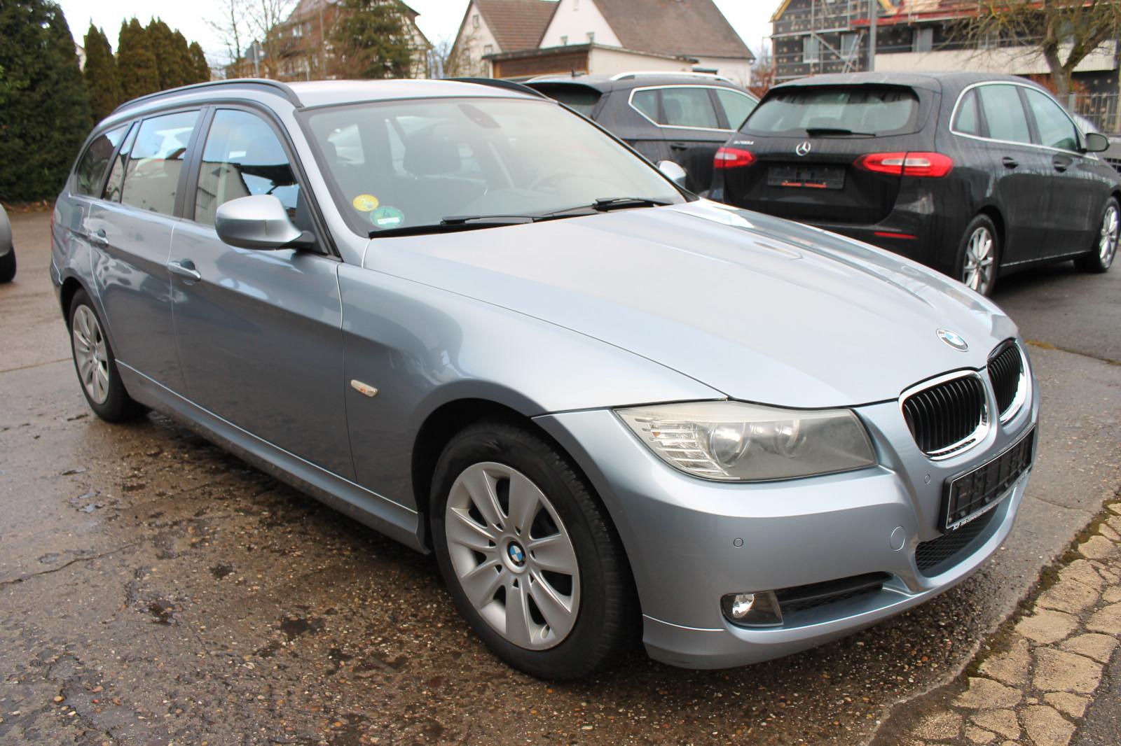 BMW 318 D-3 Touring*KLIMAAUTO*NAVI*PDC*SHZ*ALU*TÜV-N