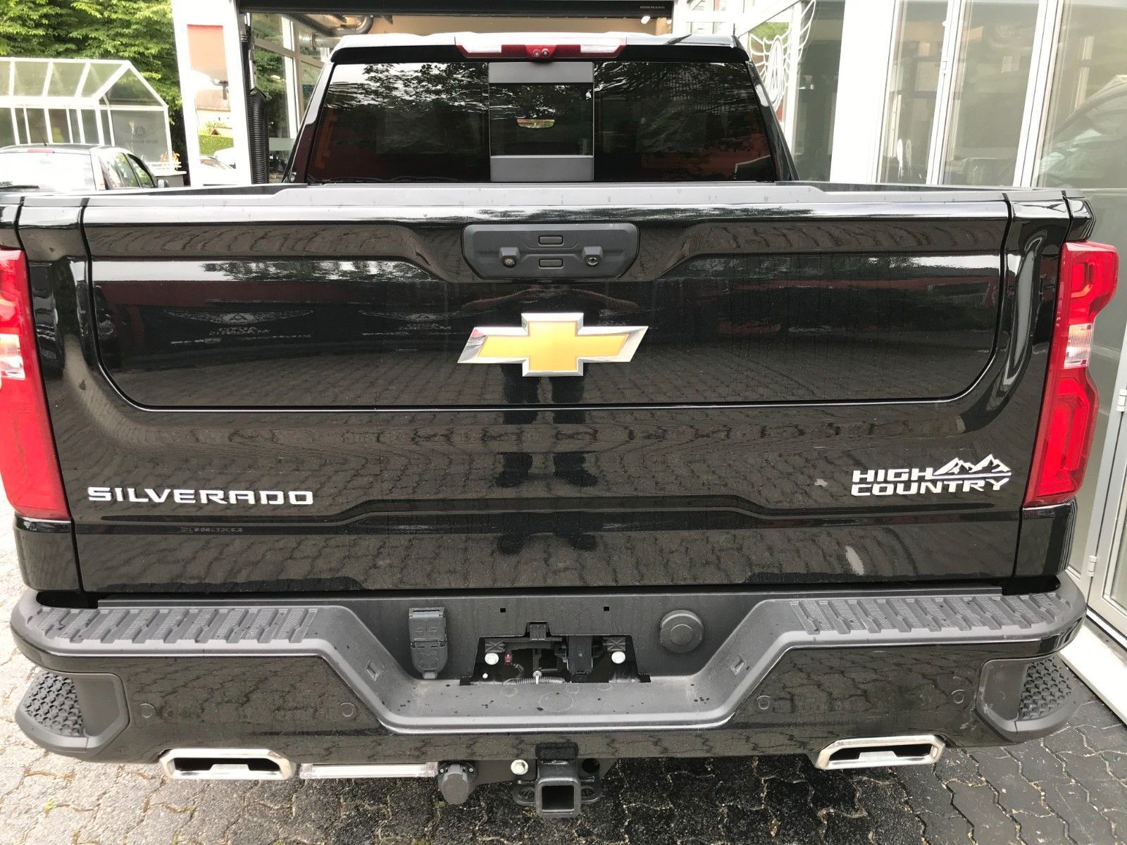 Fahrzeugabbildung Chevrolet Silverado 6.2 V8 High Country