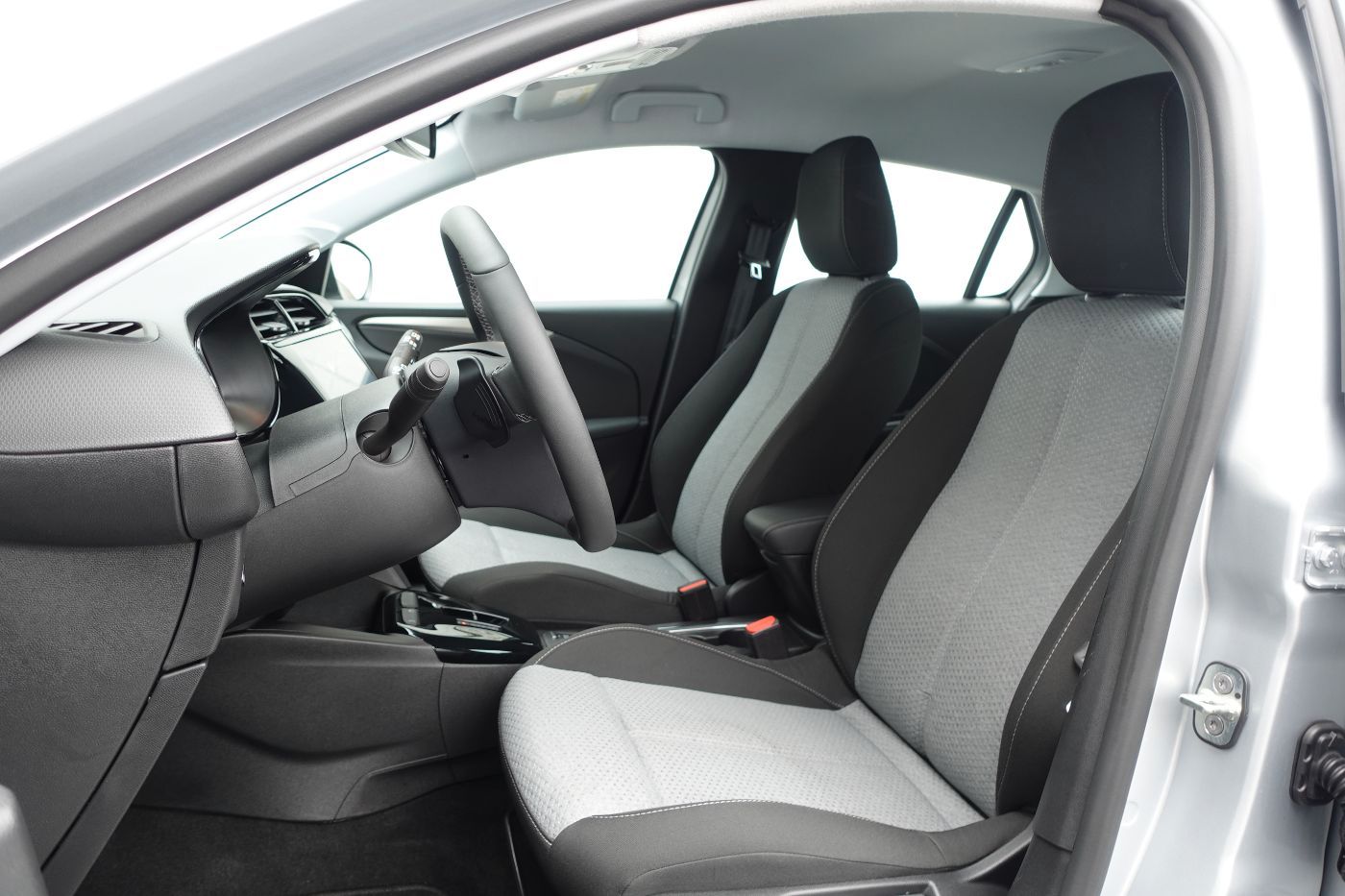 Fahrzeugabbildung Opel Corsa F 1.2 Turbo SHZ,Kam.,PDC,AUT,Allwetter