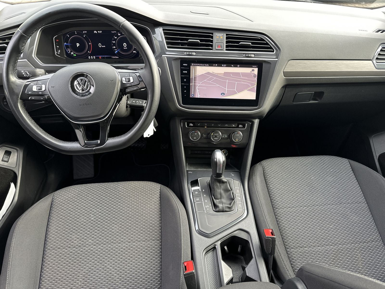 Fahrzeugabbildung Volkswagen Tiguan Allspace 2.0 TDI DSG CL NAV+LED+ACC+360°