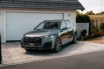 Audi Q7 - 10
