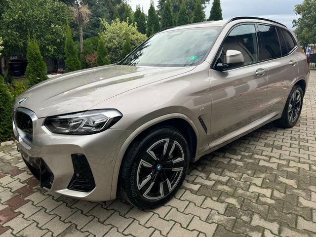 BMW iX3 Inspiring M-Sport Paket