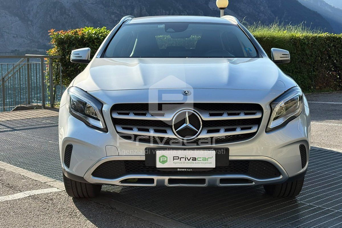 Mercedes-Benz MERCEDES GLA 200 Sport imagem 2