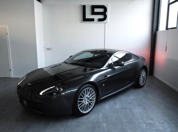 2010 Aston Martin V8 VANTAGE 照片 1