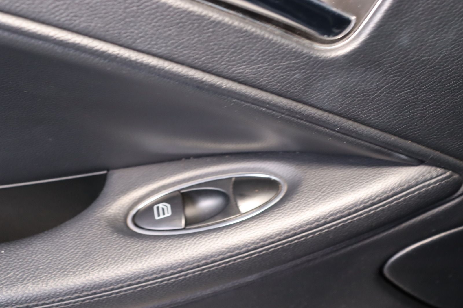 Fahrzeugabbildung Mercedes-Benz CLS 320 CDI Leder * Navi * Sitzheizung